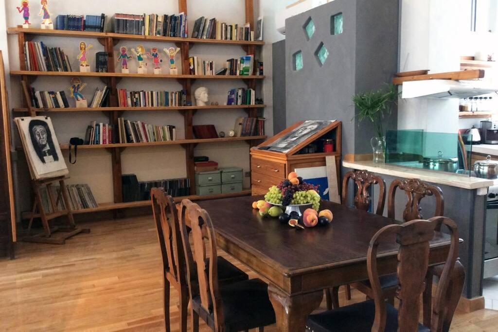 Unique - Spacious Studio With Rooftop / Thissio Atenas Exterior foto
